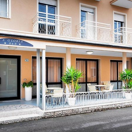 Albergo Gloria Μπελάρια-Ιτζέα Μαρίνα Εξωτερικό φωτογραφία