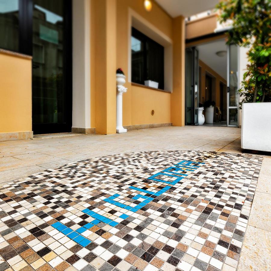Albergo Gloria Μπελάρια-Ιτζέα Μαρίνα Εξωτερικό φωτογραφία